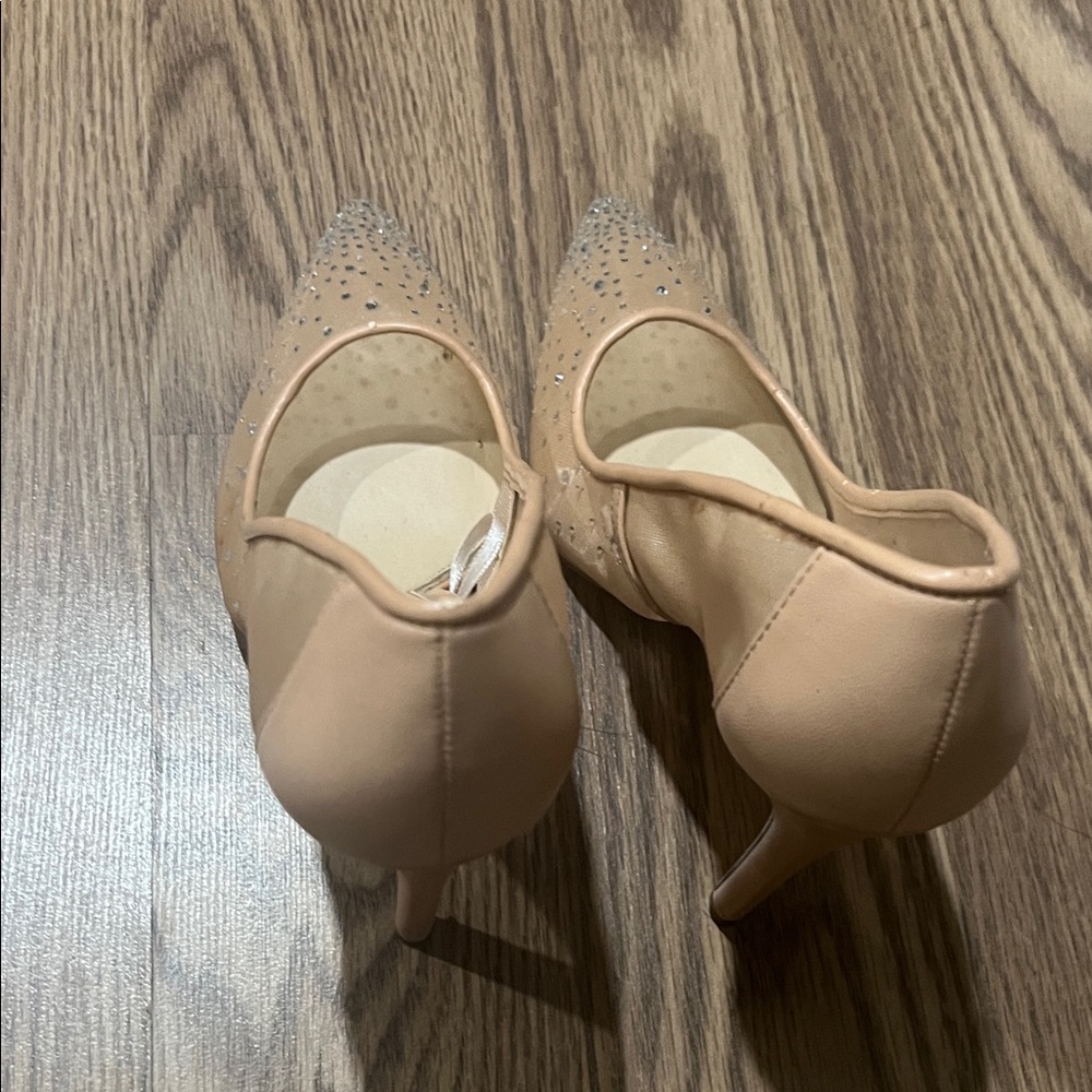 Jessica Simpson Tan Pointed Toe Rhinestone Pumps - Picture 3 of 3
